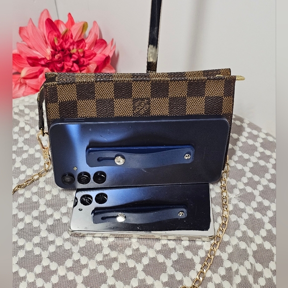 LOUIS VUITTON Damier Ebene Pouch CONVERTED to CROSSBODY (Unbranded chain - Picture 10 of 17